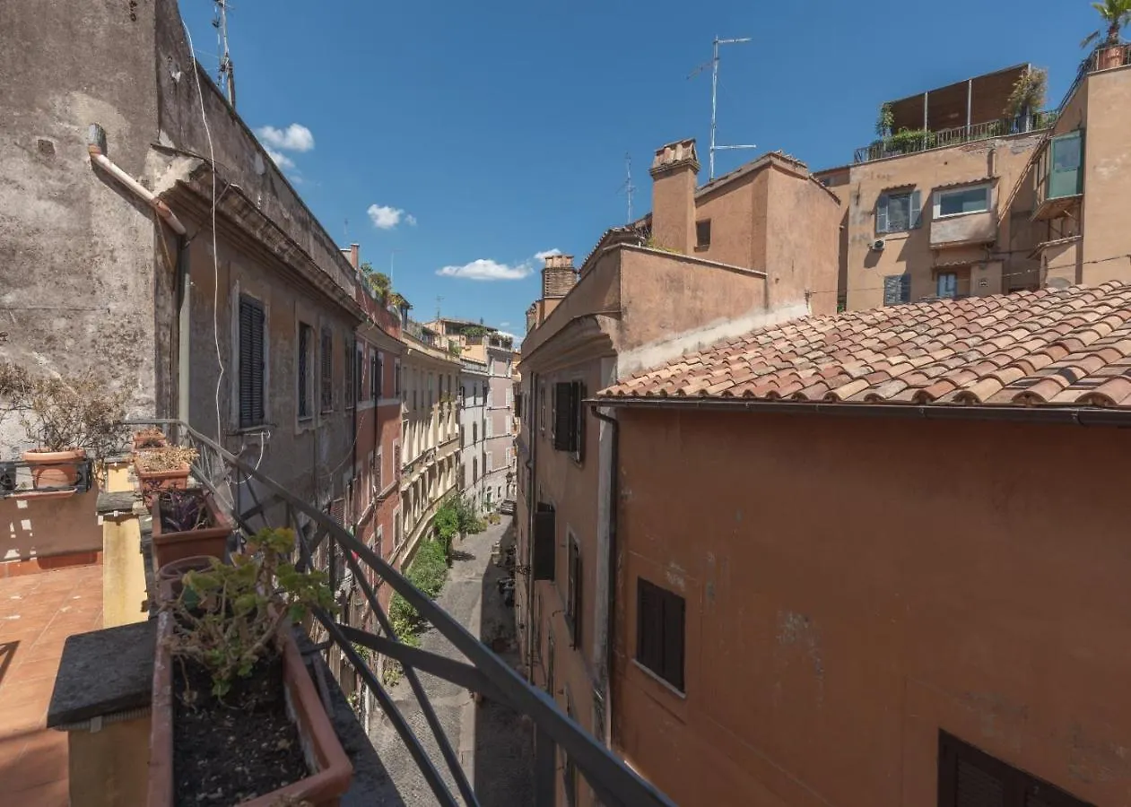 Vicolo Del Cinque Apartment Trastevere Rome